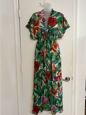 Green Tropical Floral Maxi Cover-up Dress with Multicolor Blooms